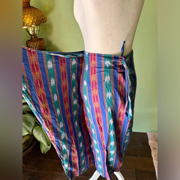Vintage * Colorful Striped wrap Midi Skirt * SZ M (fits like a SMALL) - Picture 5 of 6